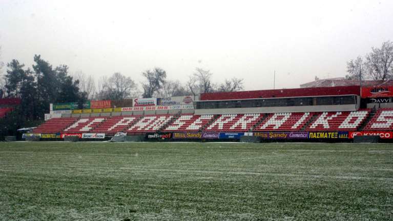 Κλείνει και το γήπεδο του Πανσερραϊκού λόγω στατικότητας - Στον &quot;αέρα&quot; το ματς του Σαββάτου με τον Άρη