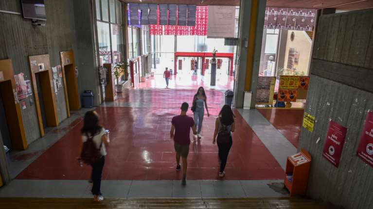 Πανεπιστήμια: Με πιστοποιητικό εμβολιασμού ή 2 τεστ την εβδομάδα φοιτητές και καθηγητές - Ολο το πρωτόκολλο