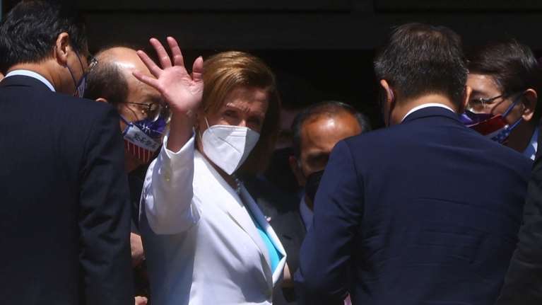 Κυρώσεις της Κίνας στη Νάνσι Πελόζι για την &quot;προκλητική&quot; της επίσκεψη στην Ταϊβάν