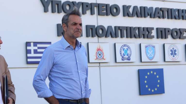 Ειρωνείες της αντιπολίτευσης μετά τις δηλώσεις ικανοποίησης του πρωθυπουργού για την αντιμετώπιση της πυρκαγιάς στην Αττική