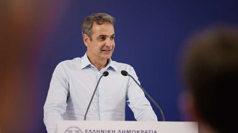 Μητσοτάκης για ανεργία: Έπεσε στο 9,6% τον Ιούλιο, από 10,3% τον Μάιο