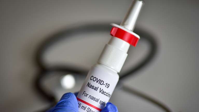 Κορονοϊός - Εισπνεόμενα εμβόλια: Πόση ανοσία παρέχουν - Τα πρώτα συμπεράσματα