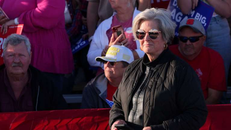 Σούζι Γουάιλς: Η &quot;βασίλισσα του πάγου&quot; είναι η νέα προσωπάρχης του Τραμπ - Ποια είναι η πρώτη γυναίκα στη θέση κλειδί