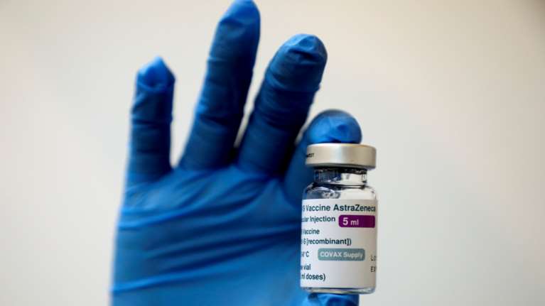 Εμβόλιο AstraZeneca: Επιστήμονες ανακάλυψαν την αιτία των θρομβώσεων