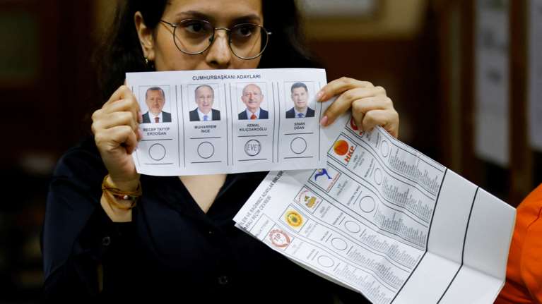 Πέντε μαθήματα από τις εκλογές στην Τουρκία: Από το σεισμό και την οικονομία έως τους Κούρδους και την άνοδο του εθνικισμού