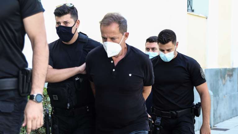 Λιγνάδης: Ζητά να πάει με &quot;βραχιολάκι&quot; σπίτι του και να το πληρώσει ο ίδιος - Τι υποστηρίζει για τις 2 νέες κατηγορίες βιασμού