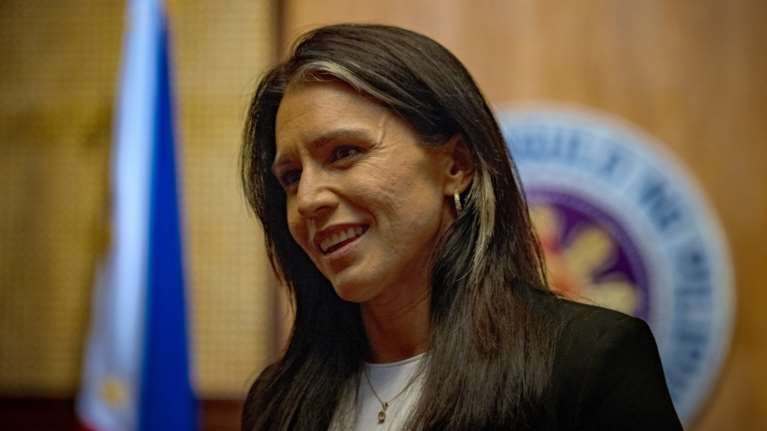 "Είμαστε ένα βήμα πριν τον πυρηνικό όλεθρο": Η διευθύντρια των μυστικών υπηρεσιών των ΗΠΑ προειδοποιεί [βίντεο]