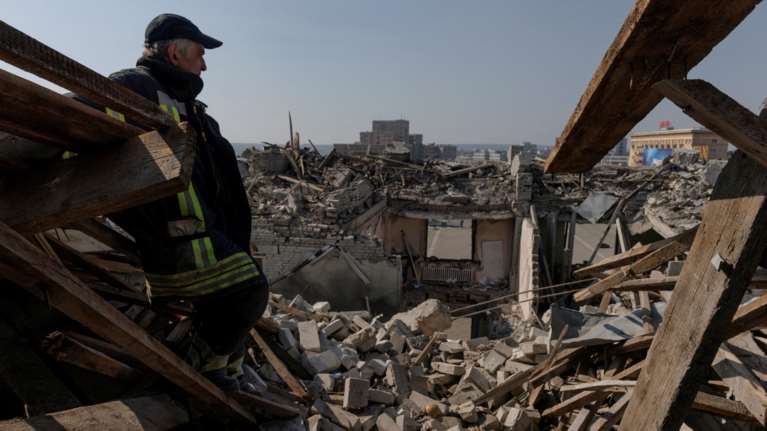 Βρετανία: Νέες κυρώσεις κατά φιλορώσων αυτονομιστών αλλά και της συζύγου Λαβρόφ για τις ρωσικές θηριωδίες