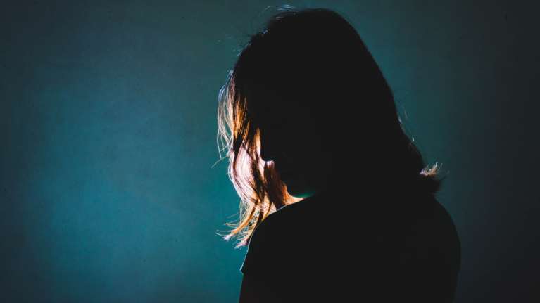 Τραγουδίστρια - θύμα revenge porn: Έτσι αντέδρασε ο σύζυγός της όταν έμαθε για το &quot;ροζ&quot; βίντεο