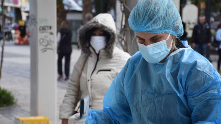 ΕΟΔΥ: Σε 164 σημεία θα πραγματοποιούνται σήμερα δωρεάν rapid test