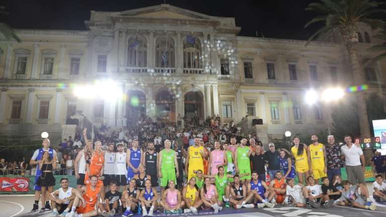 Με 168 ομάδες και 340 αγώνες το Stoiximan AegeanBall Festival &quot;έγραψε ιστορία&quot; στη Σύρο