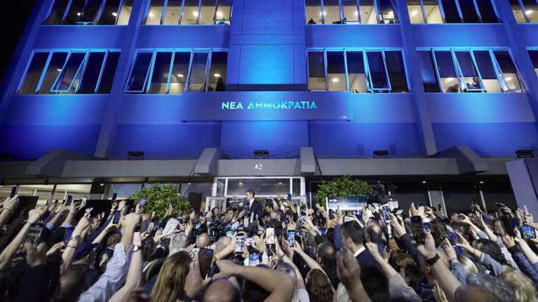 Αυτοί είναι οι τρεις λόγοι που σάρωσε η ΝΔ στις εκλογές - Η ανάλυση από το ίδρυμα Αντενάουερ