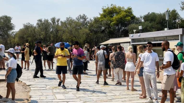 Κορονοϊός: 3.442 νέα κρούσματα - Ανησυχία για τους 25 θανάτους και τους 282 διασωληνωμένους