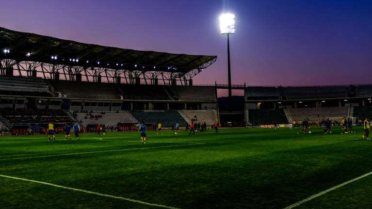 &quot;Ναι&quot; των ειδικών σε όρθιους στην εστίαση και σε 50% πληρότητα στα γήπεδα - Επιστρέφουν οι σχολικές εκδρομές