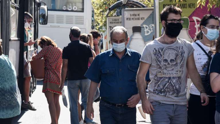 Μόσιαλος: Το νέο εμβόλιο από Οκτώβρη έχει νόημα μόνο αν αντιμετωπίζει την υποπαραλλαγή Β5