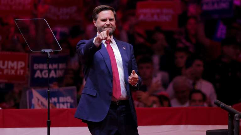 Ο Αμερικανός αντιπρόεδρος Βανς ειρωνεύεται δημόσια τη &quot;Συμμαχία των Προθύμων&quot;: Δεν έχουν πολεμήσει εδώ και 40 χρόνια