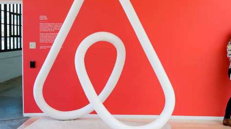 AirBnB: Αντιδρούν οι ιδιοκτήτες που δεν μπορούν να νοικιάσουν... υπόγεια και αποθήκες - Στην αντεπίθεση οι ξενοδόχοι