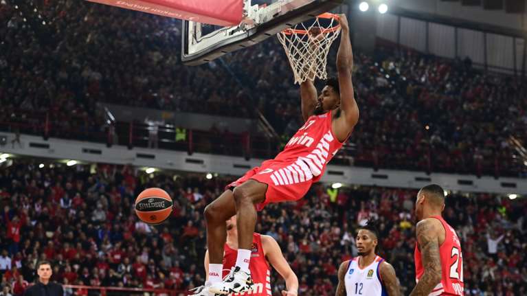 Ολυμπιακός – Αναντολού Εφές 76-70: "Πελάτες" του οι Τούρκοι- Υπέταξε και την ομάδα του Αταμάν στο κολαστήριο του ΣΕΦ