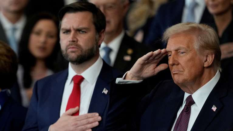 Λεπτό προς λεπτό η ορκωμοσία του Τραμπ: Επίδειξη ισχύος με εξαγγελίες σαρωτικών αλλαγών