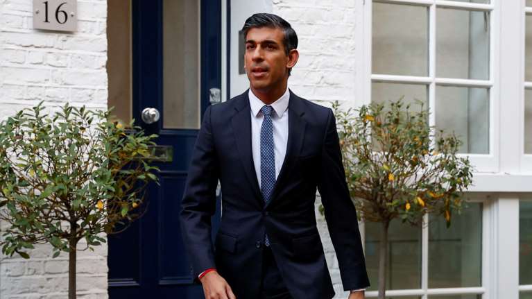 Οι Financial Times στήνουν στον τοίχο τον Σούνακ για το ατόπημα με Μητσοτάκη- &quot;Τέτοιες ενέργειες μειώνουν τη Βρετανία&quot;