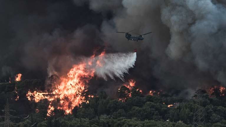 Βίντεο-ντοκουμέντο: Πώς ξεκίνησε και εξαπλώθηκε η καταστροφική φωτιά στη Βαρυμπόμπη - Η αρχική εστία