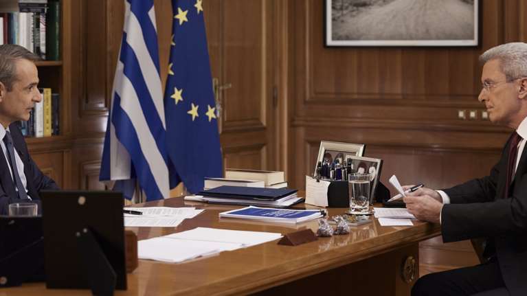 Μητσοτάκης: &quot;Η Ελλάδα δεν είναι μπανανία - Ο ΣΥΡΙΖΑ κάνει ό,τι μπορεί για να μην εξαϋλωθεί και το ΠΑΣΟΚ παλεύει να συριζοποιηθεί&quot;