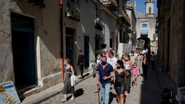 Κούβα - Ρεκόρ κρουσμάτων κορονοϊού: Κλείνουν σχολεία και μέσα μεταφοράς, απαγορεύεται η νυχτερινή κυκλοφορία