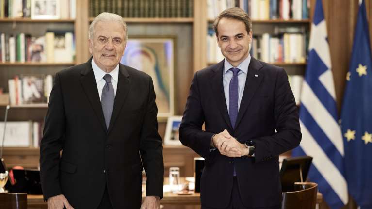 Εκλογές 2023: Υποψήφιος βουλευτής της ΝΔ στην Ηλεία ο Δημήτρης Αβραμόπουλος με απόφαση του Κυριάκου Μητσοτάκη