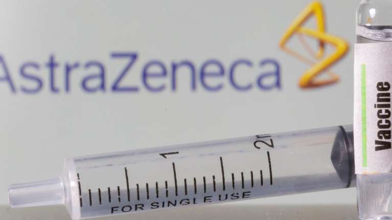 Εμβόλια: Συμφωνία AstraZeneca - Ε.Ε. για επιπλέον 9 εκατ. δόσεις - Μια εβδομάδα νωρίτερα η παράδοση