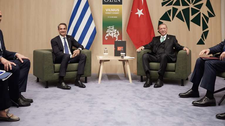 Έντονη διπλωματική κινητικότητα της Αθήνας με το βλέμμα στην Άγκυρα - Το φθινόπωρο το Ανώτατο Συμβούλιο Συνεργασίας