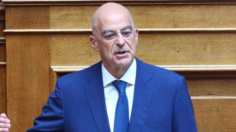 Δένδιας: &quot;Οι ΕΔ νοίκιαζαν μία ολόκληρη πολυκατοικία σε έναν αξιωματικό, έχαναν 800.000 ευρώ&quot; - Το καρφί για το SAFE