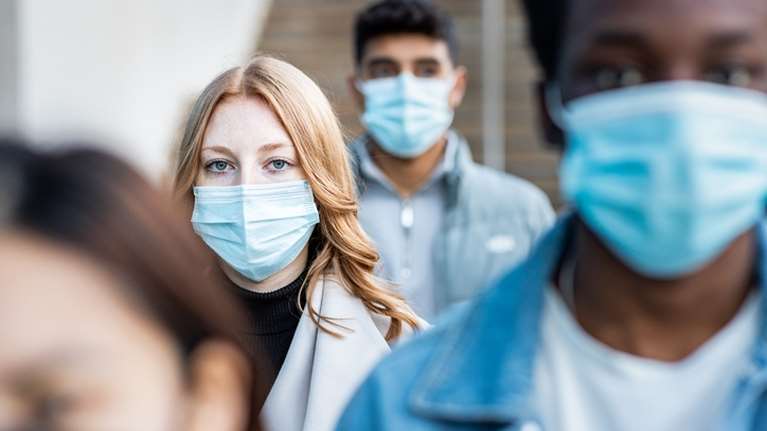 &quot;Καμπανάκι&quot; Παυλάκη για τον κορονοϊό: &#39;Εχει βρεθεί νέο στέλεχος στην Αμερική που είναι 20% πιο μεταδοτικό