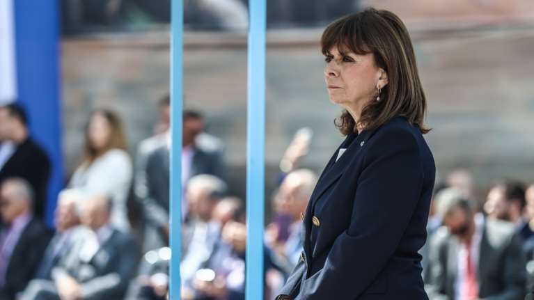 Σακελλαροπούλου: Η σκοτεινή επέτειος της 21ης Απριλίου μας υπενθυμίζει το χρέος μας να διαφυλάσσουμε τη δημοκρατία