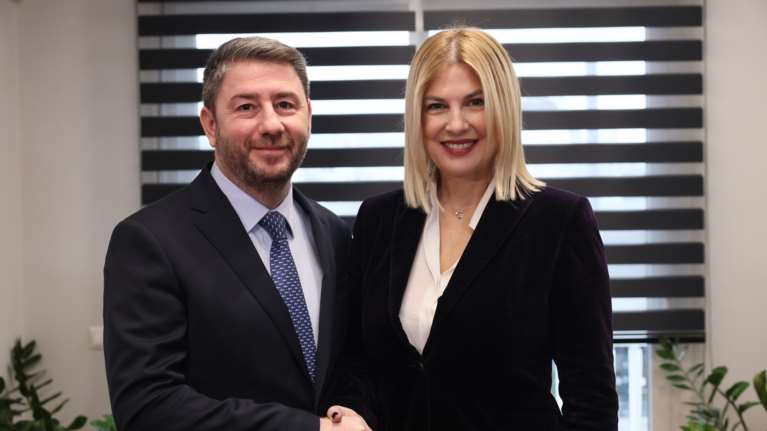 Και επίσημα βουλευτής του ΠΑΣΟΚ η Ράνια Θρασκιά - Συνάντηση με Ανδρουλάκη στη Θεσσαλονίκη [εικόνες - βίντεο]