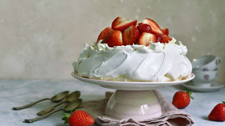 Εορτολόγιο: Ποιοι γιορτάζουν σήμερα, Παρασκευή 2 Ιουνίου