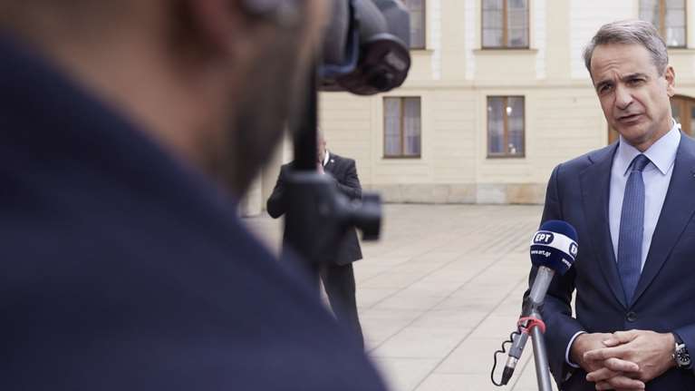 Μητσοτάκης για το &quot;θερμό επεισόδιο&quot; με Ερντογάν στην Πράγα: Ίσως να μην έχει μάθει να του απαντούν