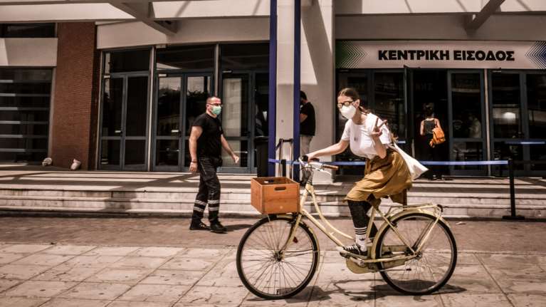 Εμβολιασμοί: Σε δύο ταχύτητες η Αττική - Οι περιοχές με το μεγαλύτερο και το μικρότερο ποσοστό [Βίντεο]