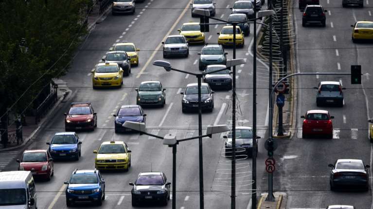 Τέλη Κυκλοφορίας: Καμία παράταση για την πληρωμή τους - Πόσα περισσότερα θα πληρώσετε αν αργήσετε