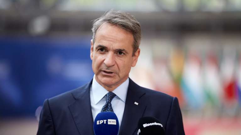 Μητσοτάκης για σεισμούς στη Σαντορίνη: Εντονο φαινόμενο – Οι νησιώτες να είναι ψύχραιμοι