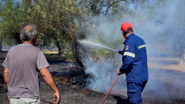 Υπό έλεγχο η πυρκαγιά που ξέσπασε στο Ρέθυμνο - Κάηκαν τουλάχιστον 25 στρέμματα