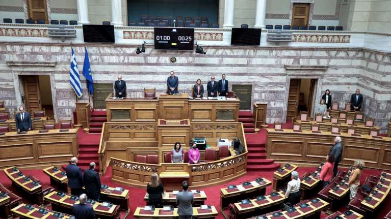 Προκλητική απουσία των Σπαρτιατών από την Βουλή στην επετειακή εκδήλωση για το Πολυτεχνείο