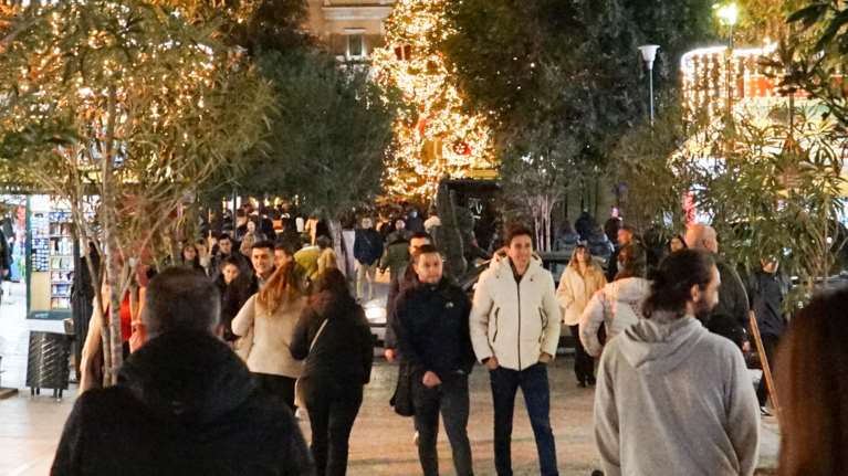 Δημοσκόπηση Pulse: Μπροστά με 11% η ΝΔ - Nέα μέτρα για τους ανεμβολίαστους ζητά το 56%