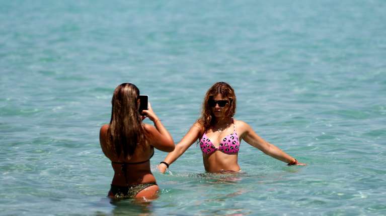 Αίθριος καιρός σε όλη τη χώρα με νεφώσεις σε πολλές περιοχές