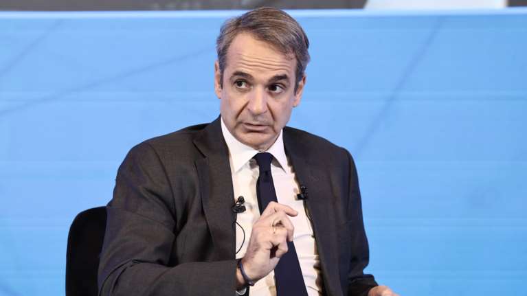 Αιχμές Μητσοτάκη κατά Καραμανλή: Δεν θα δώσουμε στους αγρότες χρήματα, που θα μας ζητά η ΕΕ να τα επιστρέψουμε