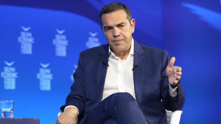 Τσίπρας πριν την έναρξη του συνεδρίου ΣΥΡΙΖΑ: &quot;Είμαστε έτοιμοι να αναλάβουμε τις ευθύνες μας - Η αντίστροφη μέτρηση άρχισε&quot;