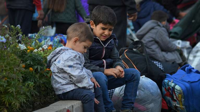 Ναγκόρνο Καραμπάχ: Περισσότεροι από 84.700 πρόσφυγες έχουν περάσει στην Αρμενία