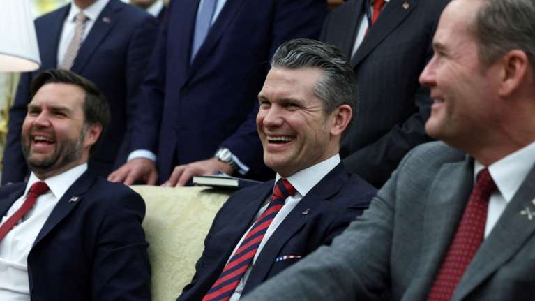 Τραμπ: Όλοι οι διάλογοι - φωτιά για το μεγάλο φιάσκο με τα σχέδια πολέμου για τους Χούθι - Οι εξηγήσεις στο Κογκρέσο