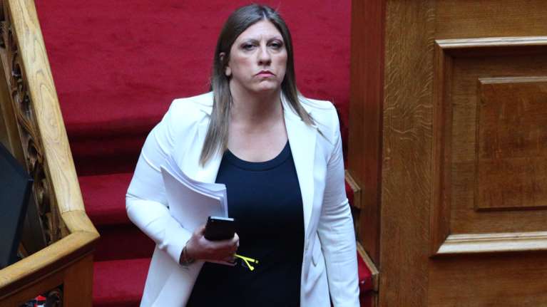 Κωνσταντοπούλου: Το πόρισμα Καρώνη αποδεικνύει ότι η λύσσα της κυβέρνησης να συγκαλύψει τις ευθύνες της δεν έχει όριο