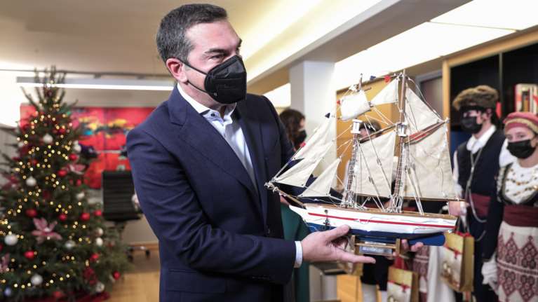 Τσίπρας: Το 2022 μπορεί και πρέπει να γίνει η χρονιά της μεγάλης αλλαγής - Το πρωτοχρονιάτικο μήνυμά του