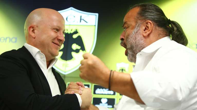 &quot;Idemo&quot;: Η ατάκα του Ηλιόπουλου στα σέρβικα στην παρουσίαση του νέου προπονητή της ΑΕΚ, Μάρκο Νίκολιτς [βίντεο]